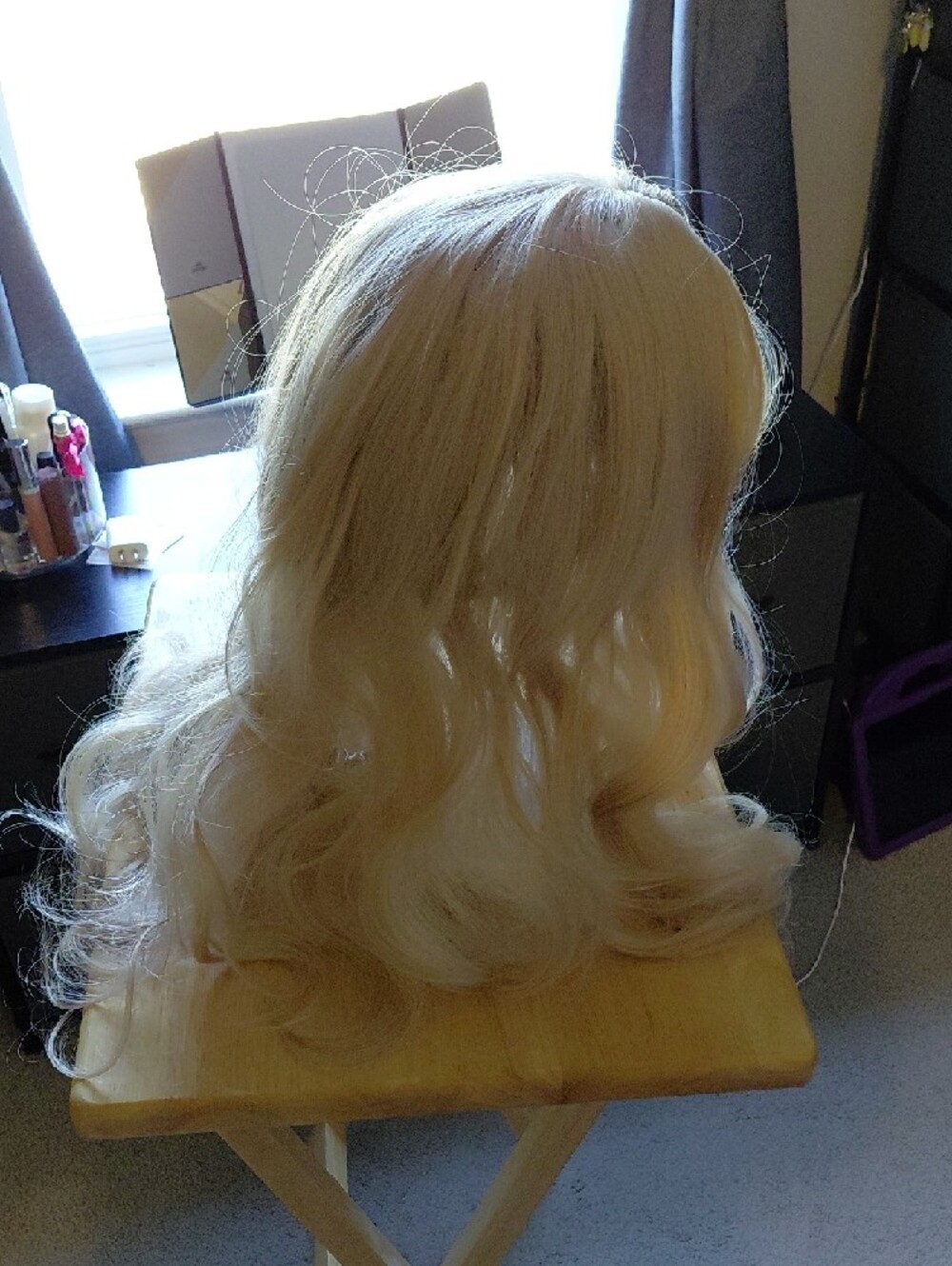 Long Wavy Fringe Wig in Platinum Blonde 18 Inches